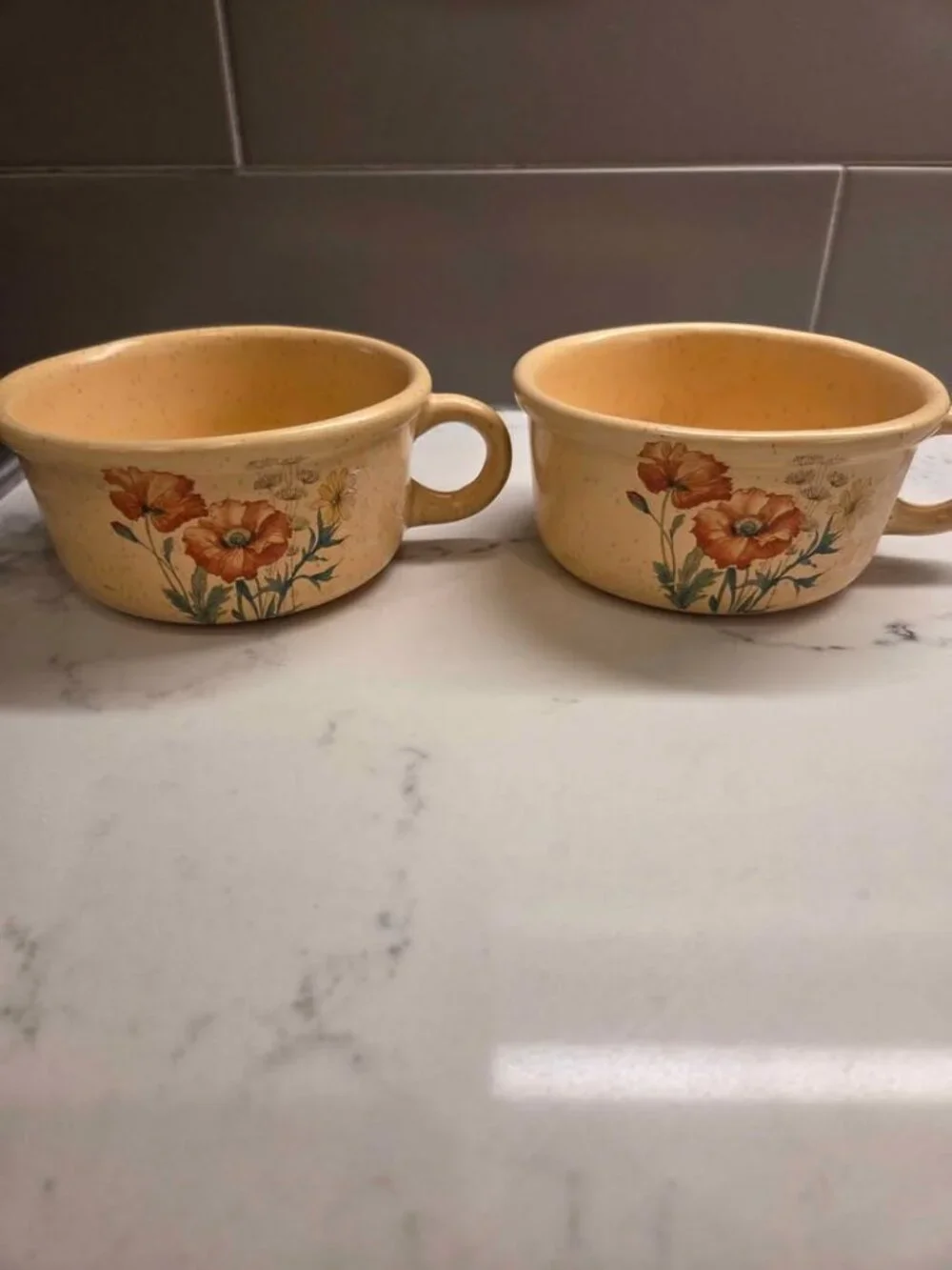 Vintage soup mugs set of 2 made in the USA